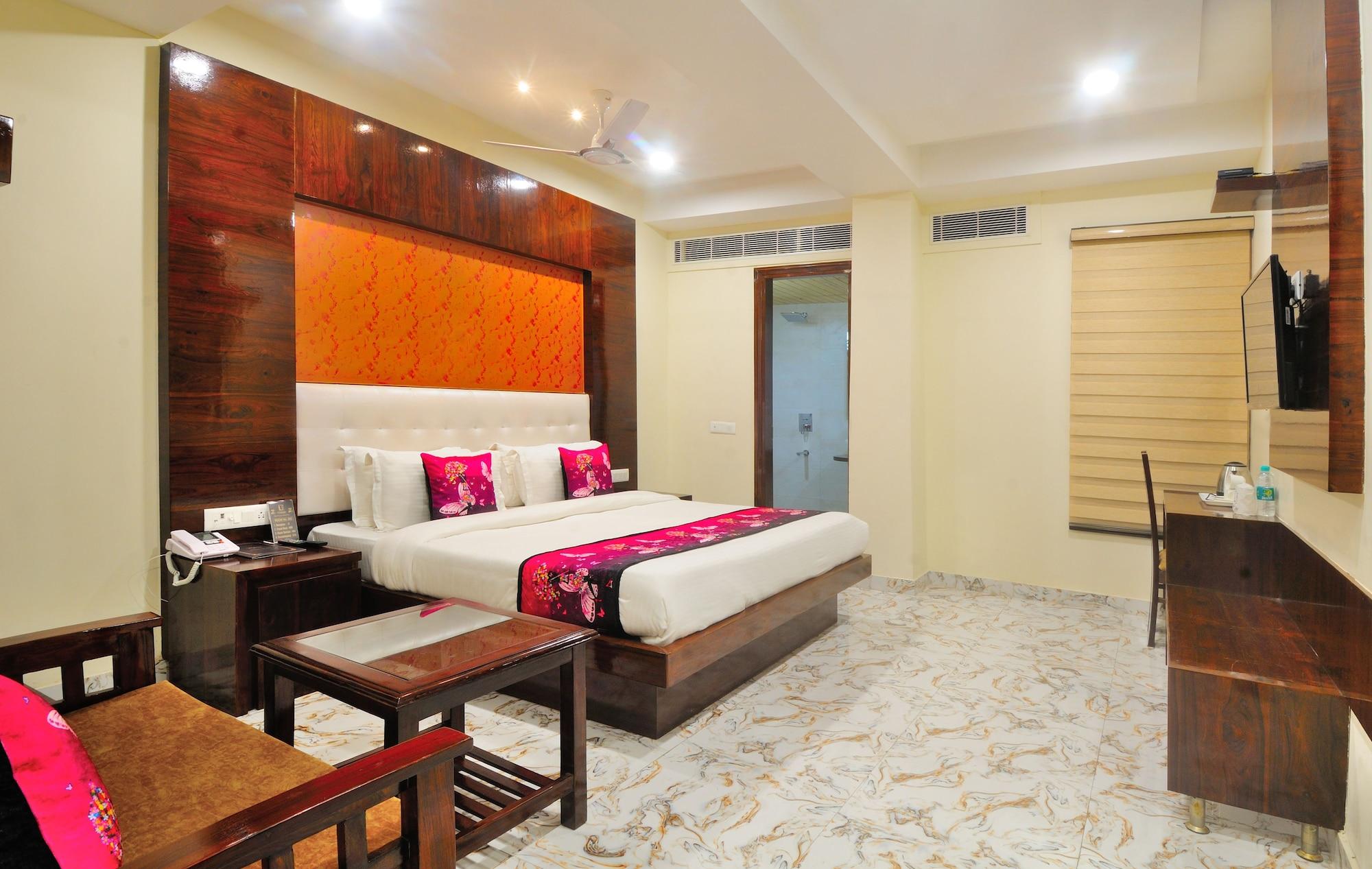 Staybook-Jyoti Mahal A Heritage Hotel New Delhi Exterior photo