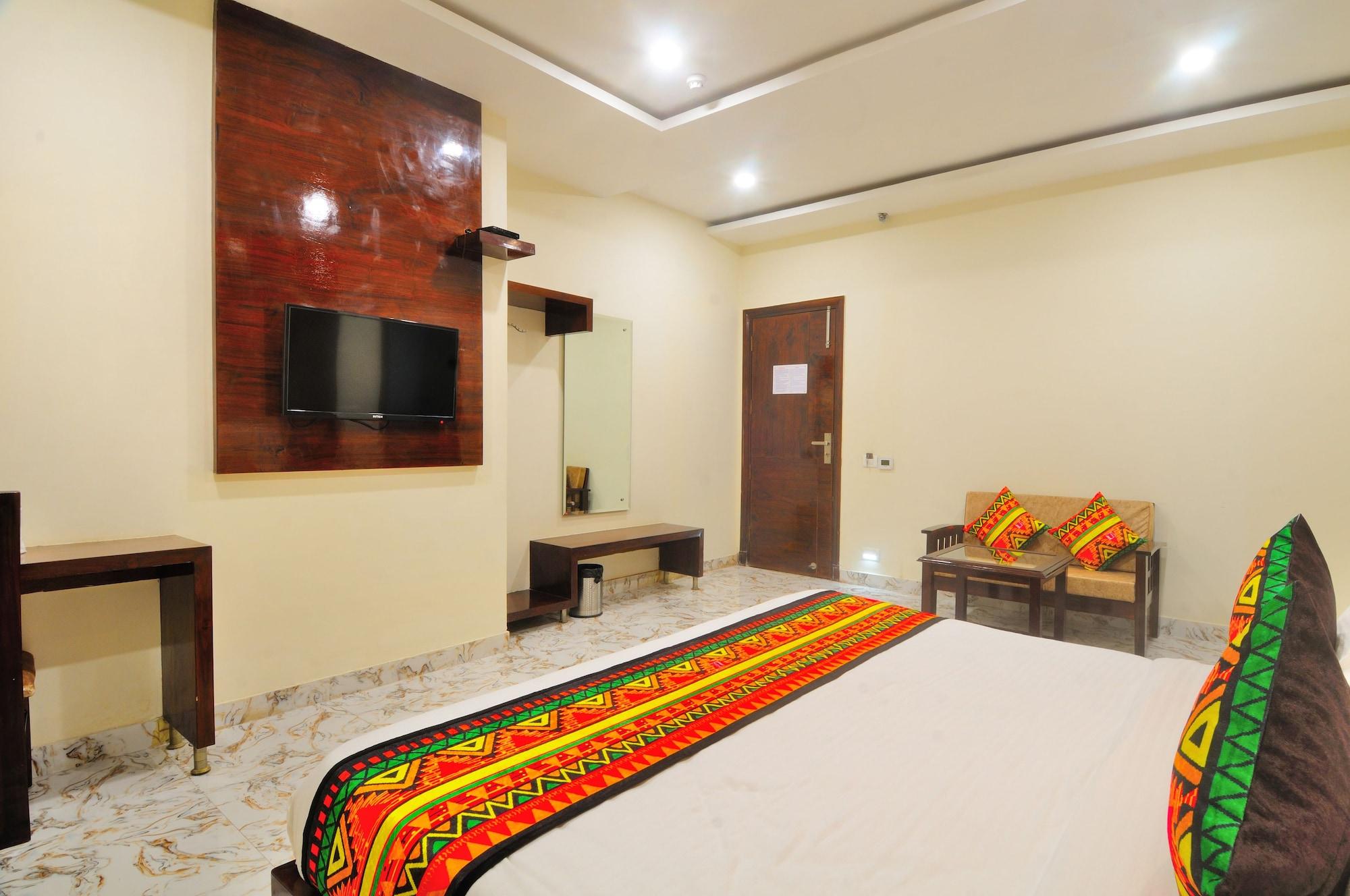 Staybook-Jyoti Mahal A Heritage Hotel New Delhi Exterior photo