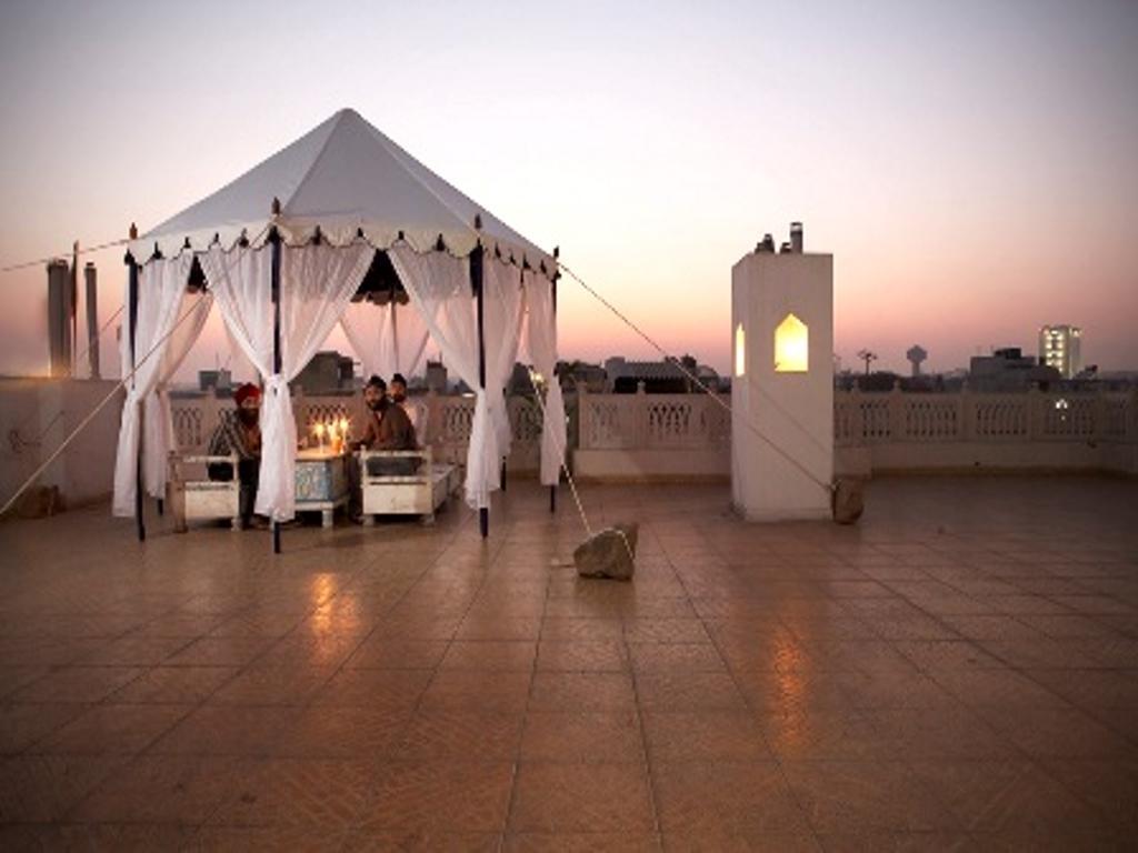 Staybook-Jyoti Mahal A Heritage Hotel New Delhi Exterior photo